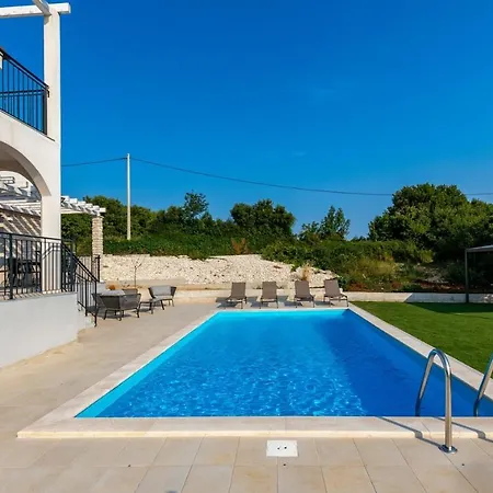 Villas Willa Diminići