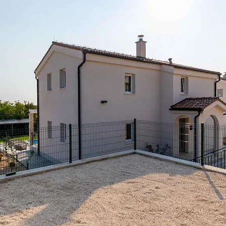 Villa Villas